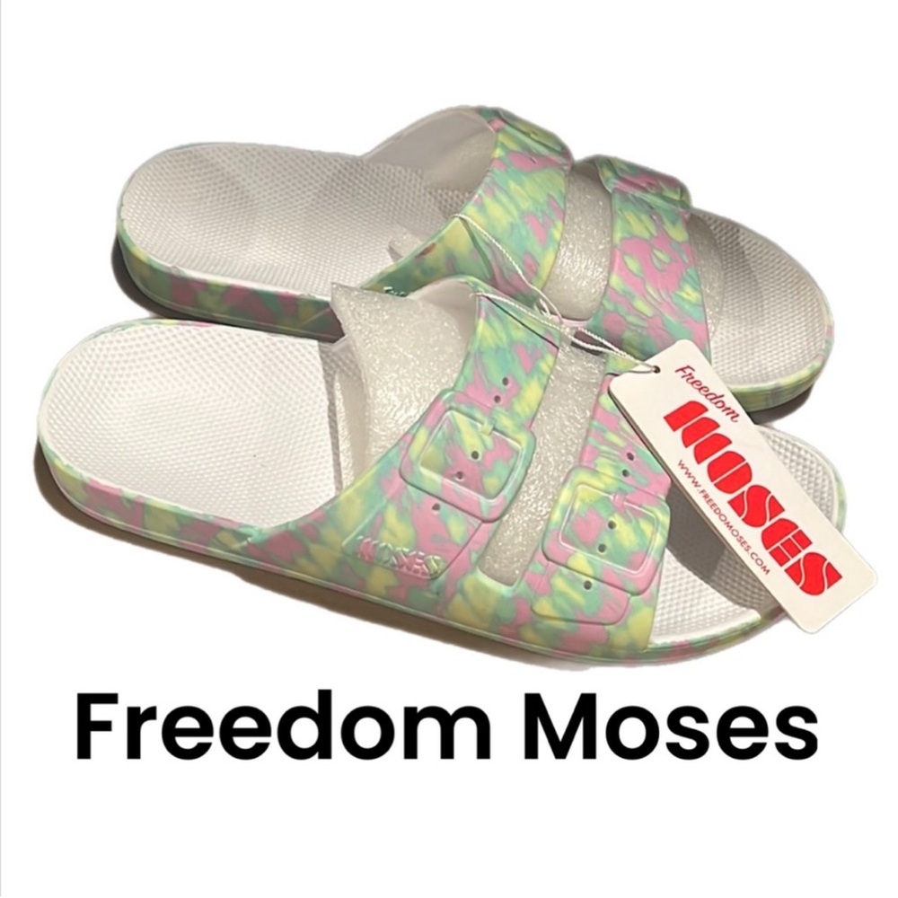 New Freedom Moses Pink and Green Floral Sandals Slip-On Comfort sz 10